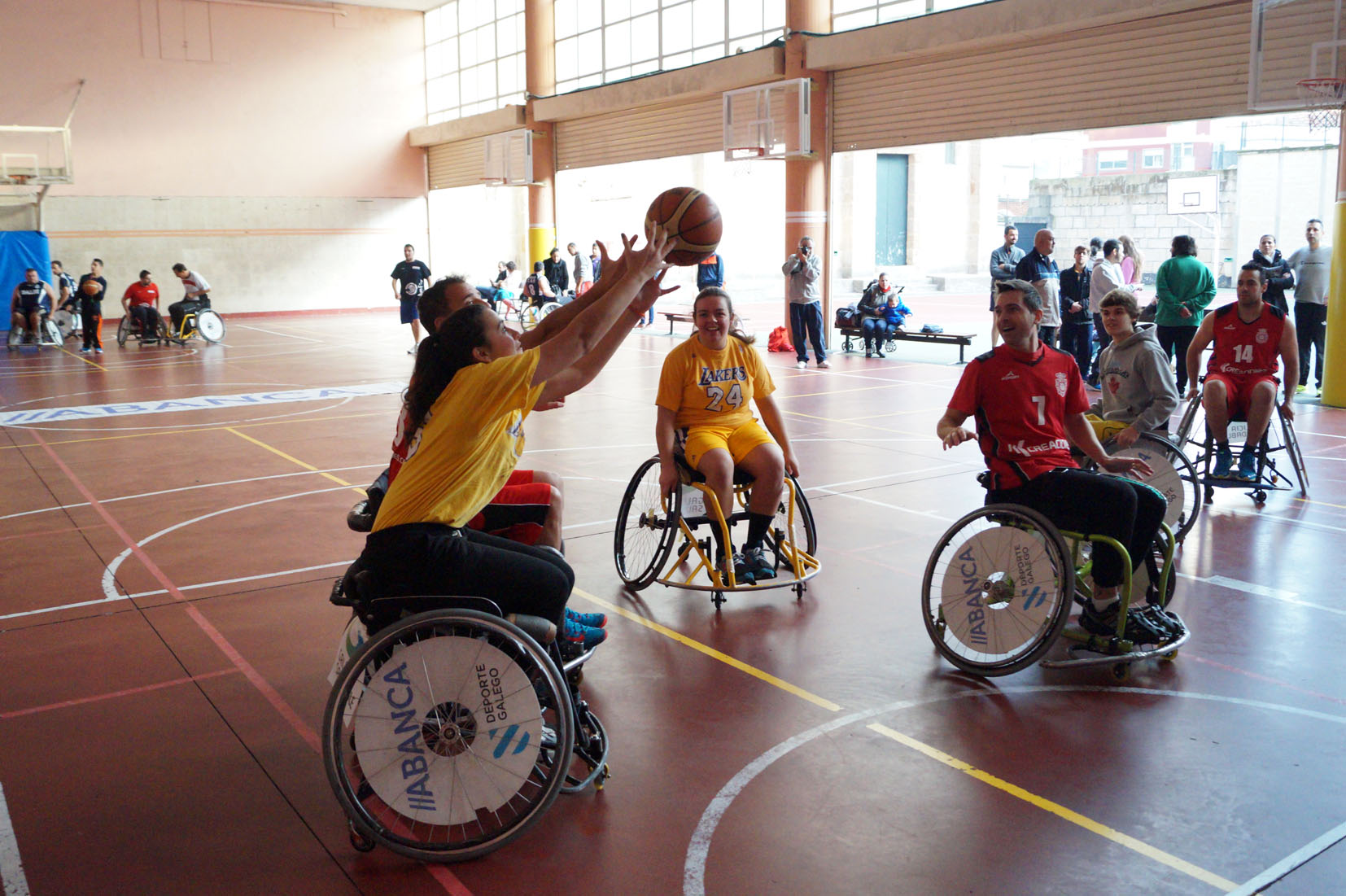 Carbajo Team, Hombres de Negro y Wheel Breakers, campeones del III Torneo 3x3 Solidario de Baloncesto en Cadeira de Rodas